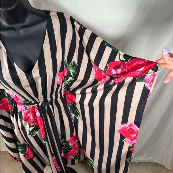 Eshakti Dress Sz:0 Black Tan Stripes &Roses Kaftan Edgy Dark Romance - Picture 3 of 8